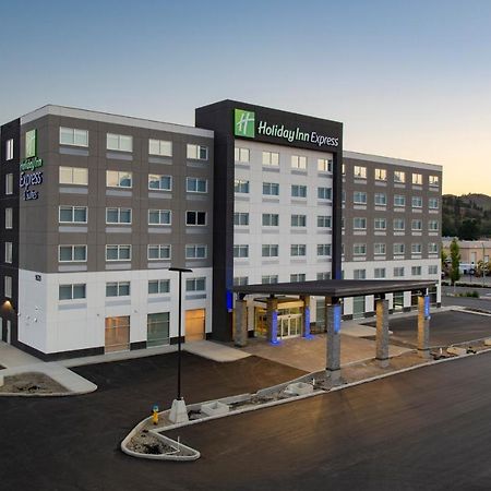 Holiday Inn Express & Suites Kelowna - East By Ihg Exterior foto